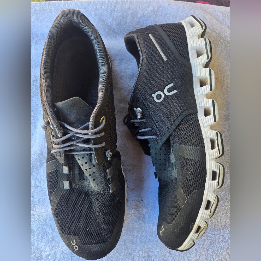 On Running Black Running Shoes